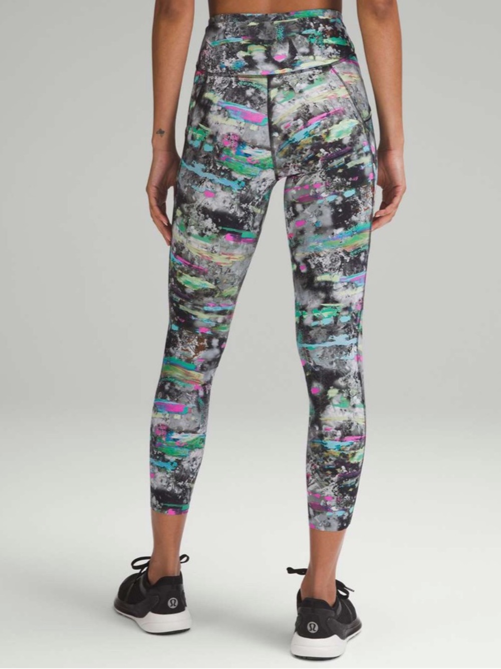 Lululemon Fast and Free High-Rise Tight 25" *Pockets
Paint Drift Multi